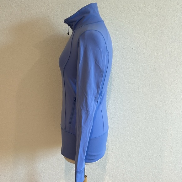 lululemon athletica Blue Jacket 🧥 💙🦋🧢 - Picture 6 of 8